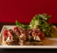 Bruschetta au jambo  (hallal ou porc)
