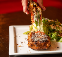 Mozzarella en carozza brésaola