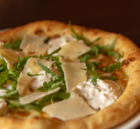 Pizza romana à l'ail