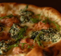 Pizzetta ricotta épinards et saumon fumé